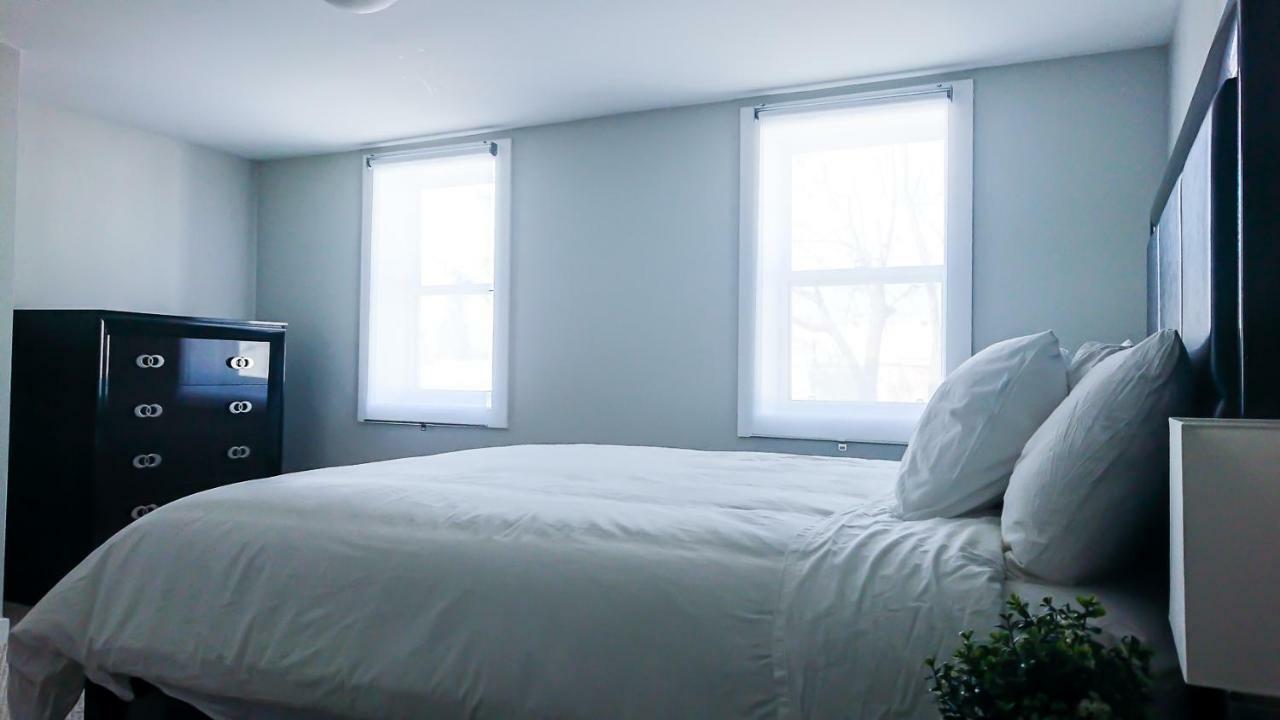 أوتاوا Spacious 3 Bdrm Home Near Downtown المظهر الخارجي الصورة