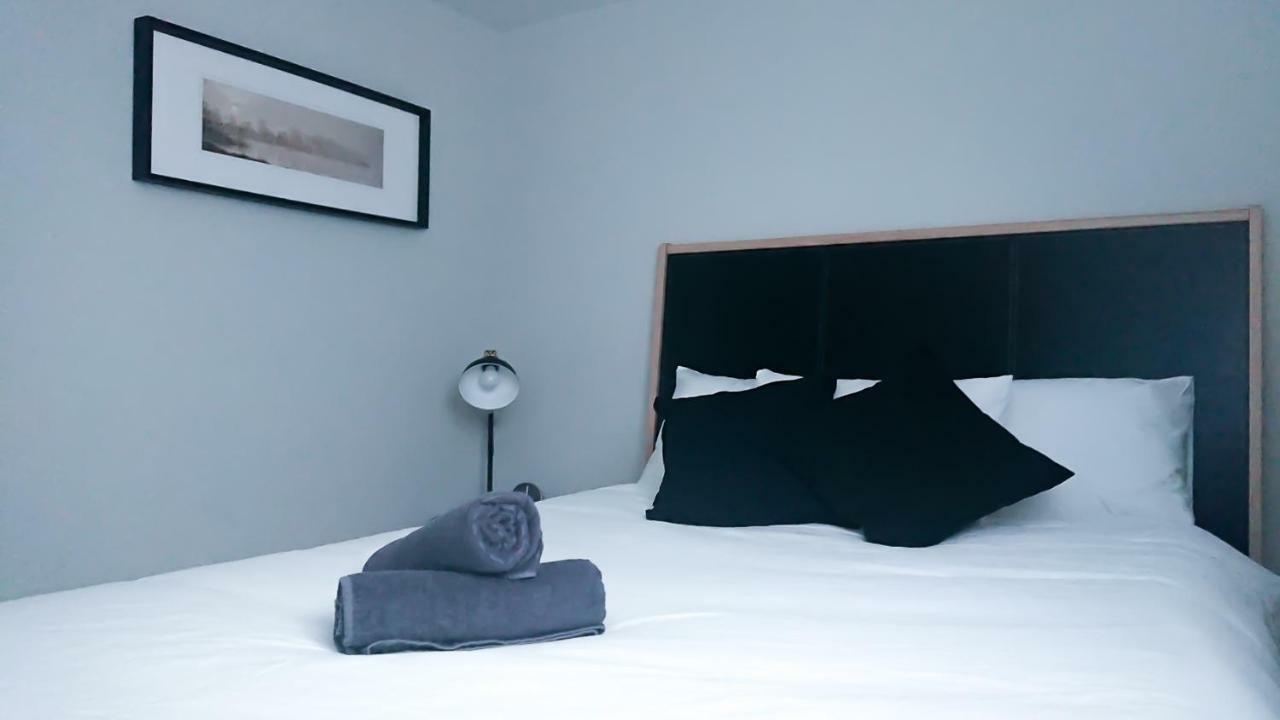 أوتاوا Spacious 3 Bdrm Home Near Downtown المظهر الخارجي الصورة